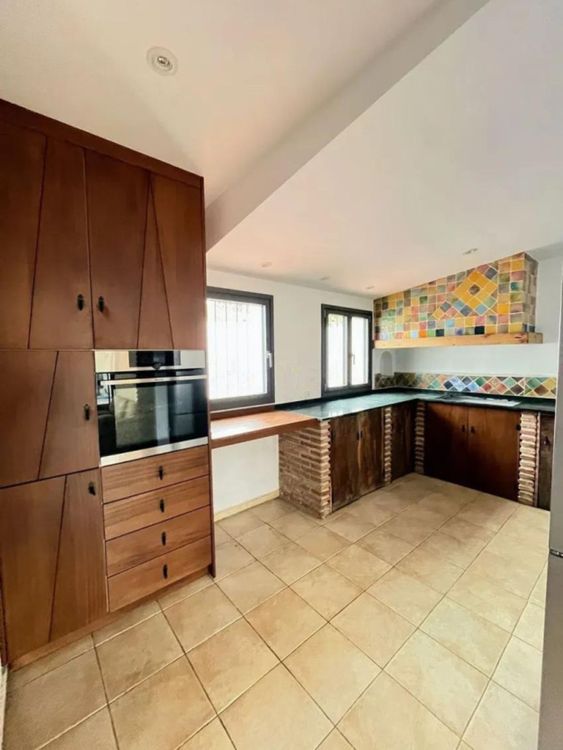 House | Resale in Marbella in Marbella Others, Costa del Sol - Photo 3