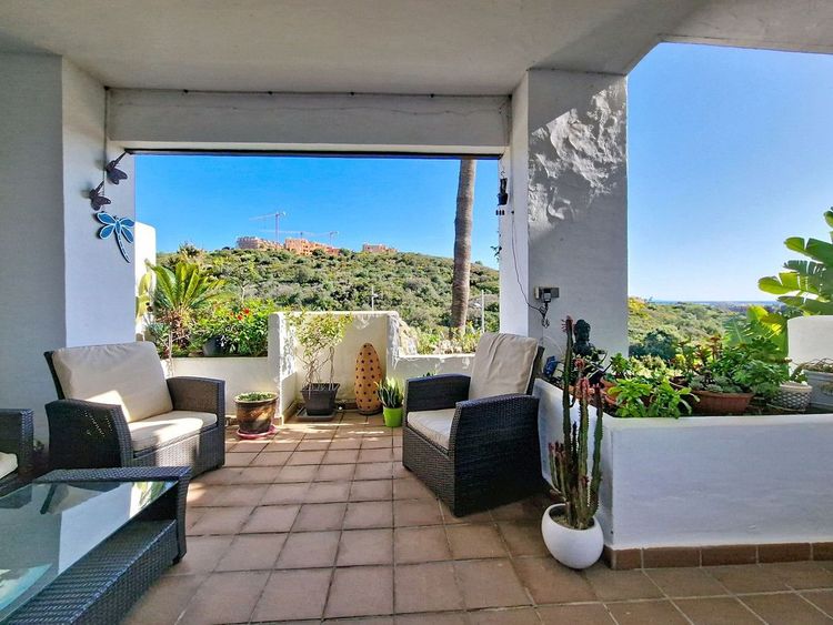 Apartment | Resale in La Duquesa - Development photo 1