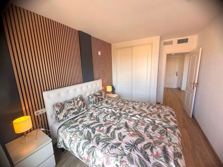 Apartment | Resale in Elviria in Elviria, Costa del Sol - Photo 5