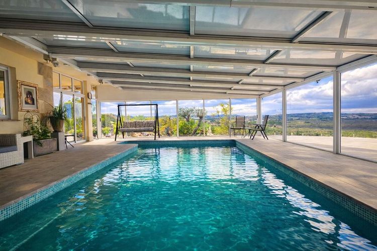 House | Resale in Torremendo in Torremendo, Costa Blanca - Photo 3