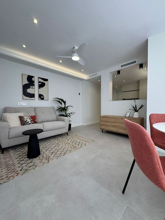 Apartment | Resale in Marbella in Marbella Others, Costa del Sol - Photo 3