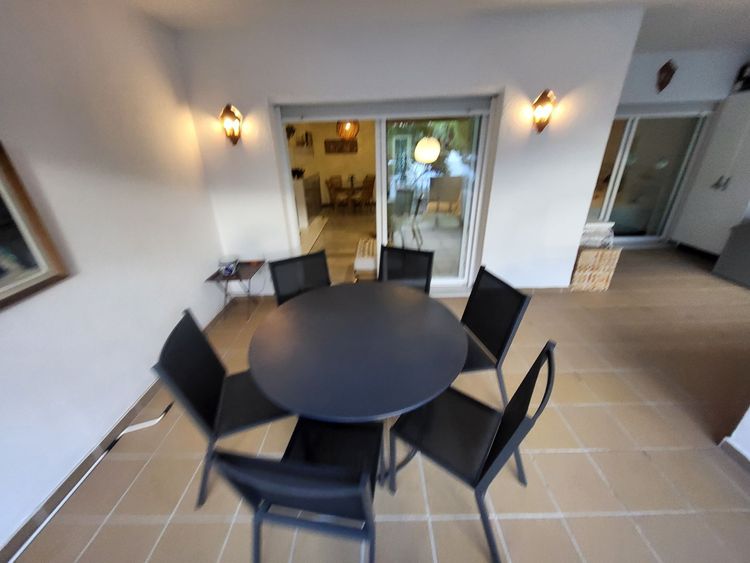 Apartment | Resale in Puerto Banús in Puerto Banús, Costa del Sol - Photo 4