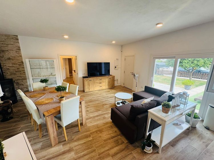 listing card gallery