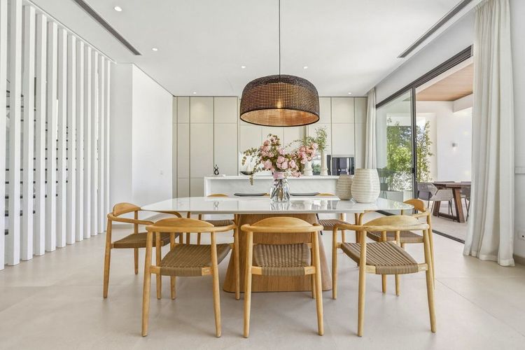 House | Resale in Marbella in Marbella Others, Costa del Sol - Photo 3