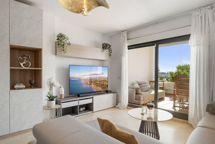 listing card gallery