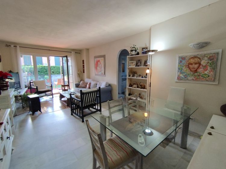 Apartment | Resale in Benamara in Benamara, Costa del Sol - Photo 5