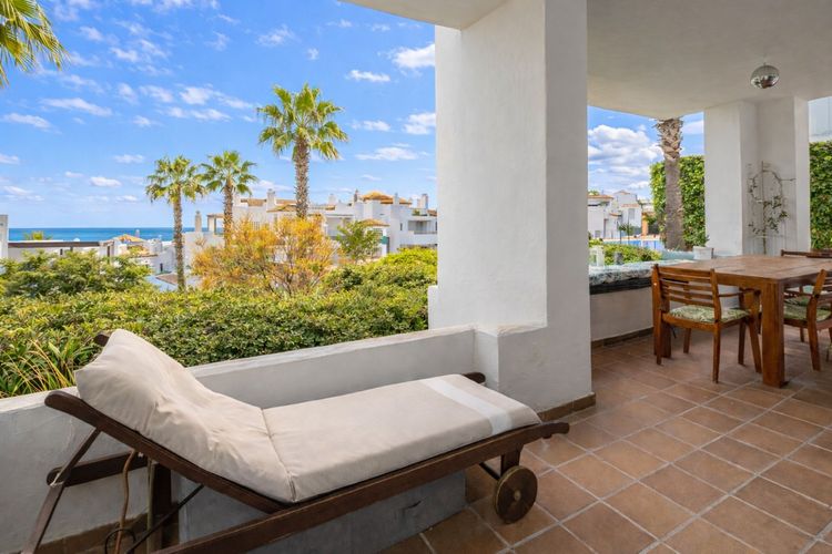 Apartment | Resale in La Alcaidesa - Development photo 1