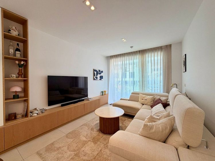 Apartment | Resale in Elviria in Elviria, Costa del Sol - Photo 3