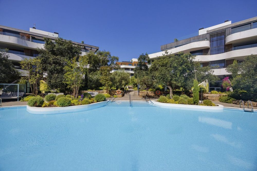 Apartment | Resale in Sotogrande in Sotogrande Others, Costa del Sol - Main property photo