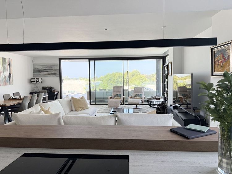 Apartment | Resale in Santa Clara in Santa Clara, Costa del Sol - Photo 5