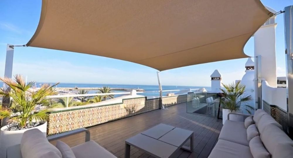 Penthouse | Resale in Benalmadena Costa in Benalmadena Costa, Costa del Sol - Main property photo