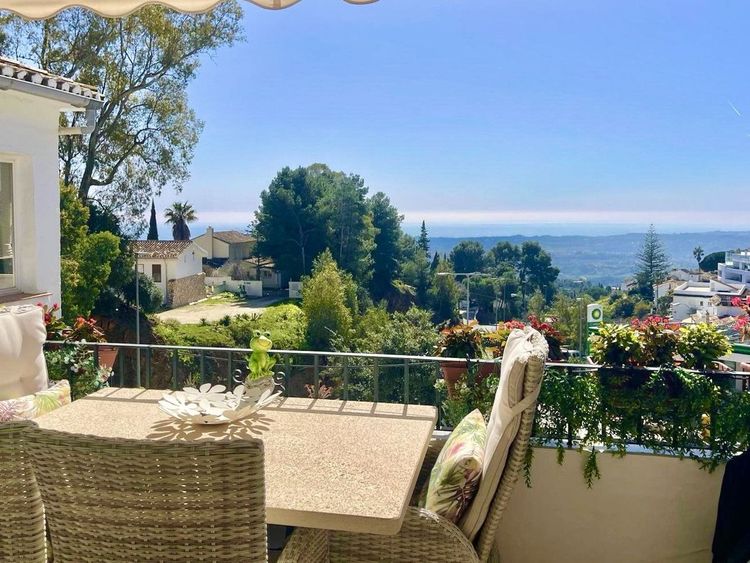 Apartment | Resale in Mijas in Mijas Others, Costa del Sol - Photo 2