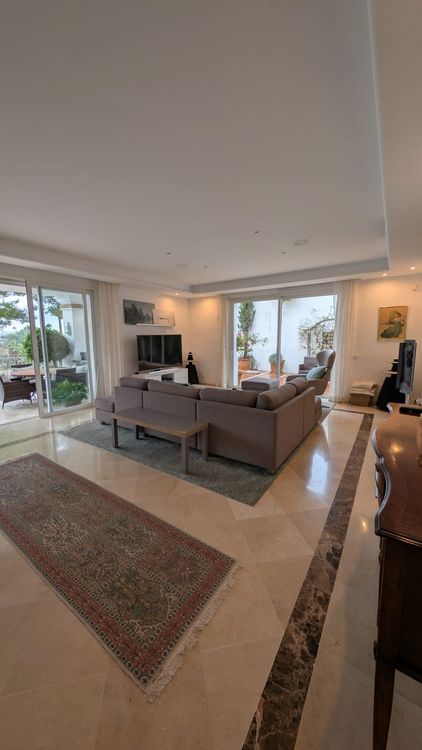 House | Resale in Aloha in Aloha, Costa del Sol - Photo 3