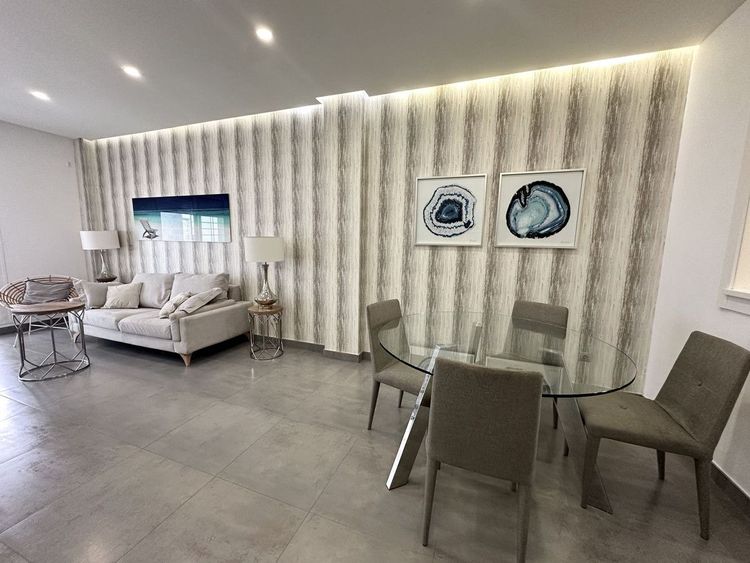 Apartment | Resale in Nueva Andalucía in Nueva Andalucía Others, Costa del Sol - Photo 4