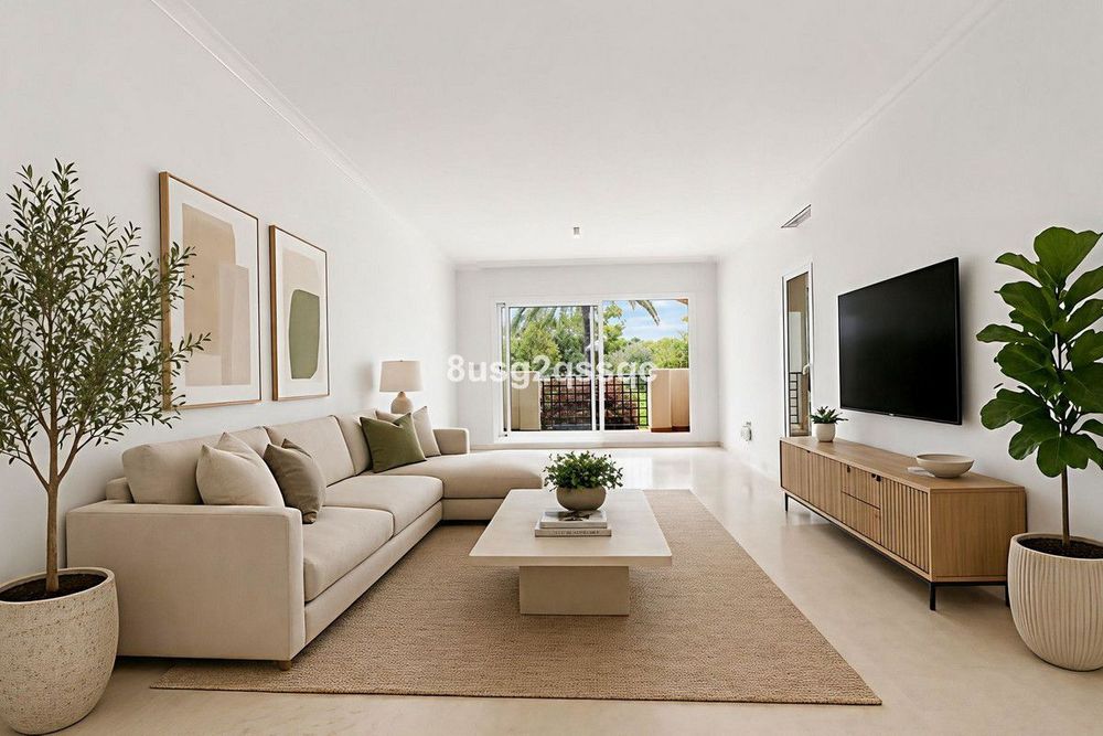Apartment | Resale in Elviria in Elviria, Costa del Sol - Main property photo