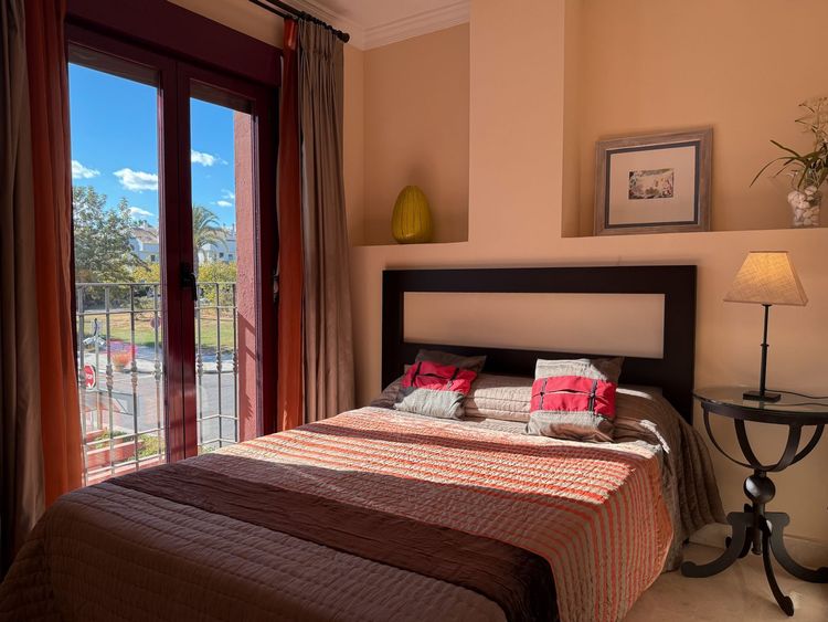 Apartment | Resale in San Pedro de Alcántara in San Pedro de Alcántara Others, Costa del Sol - Photo 3