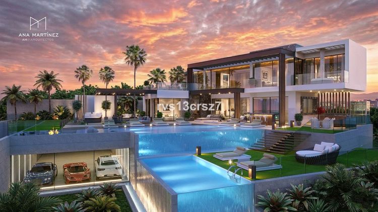 House | Resale in Elviria in Elviria, Costa del Sol - Photo 3