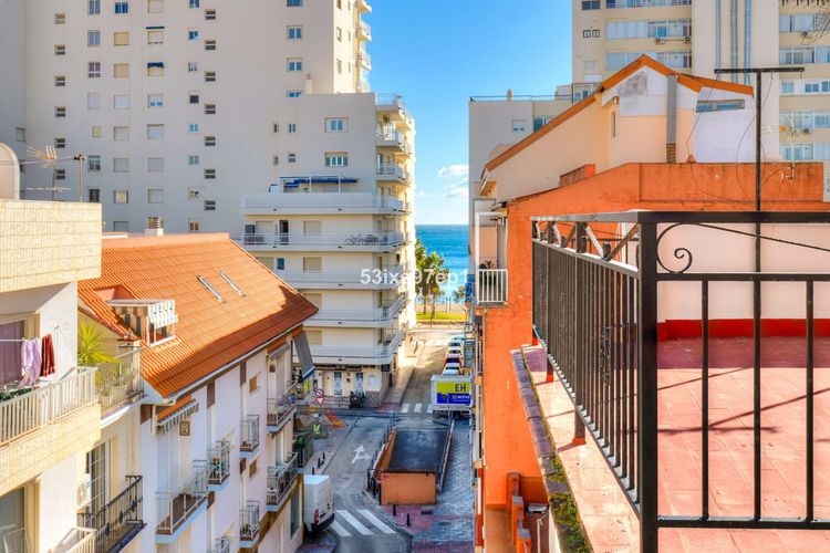 Apartment | Resale in Fuengirola in Fuengirola Others, Costa del Sol - Photo 5