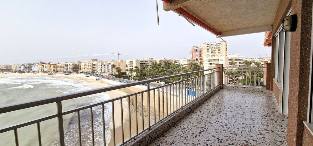 Apartment | Resale in Torrevieja in Torrevieja, Costa Blanca - Main property photo