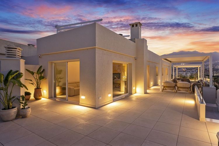 Penthouse | Resale in Benalmadena Costa in Benalmadena Costa, Costa del Sol - Photo 5