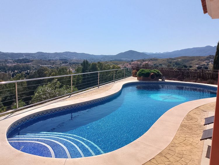 House | Resale in Mijas Golf in Mijas Golf, Costa del Sol - Photo 4