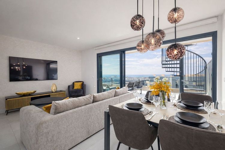 Penthouse | Resale in Selwo in Selwo, Costa del Sol - Photo 5