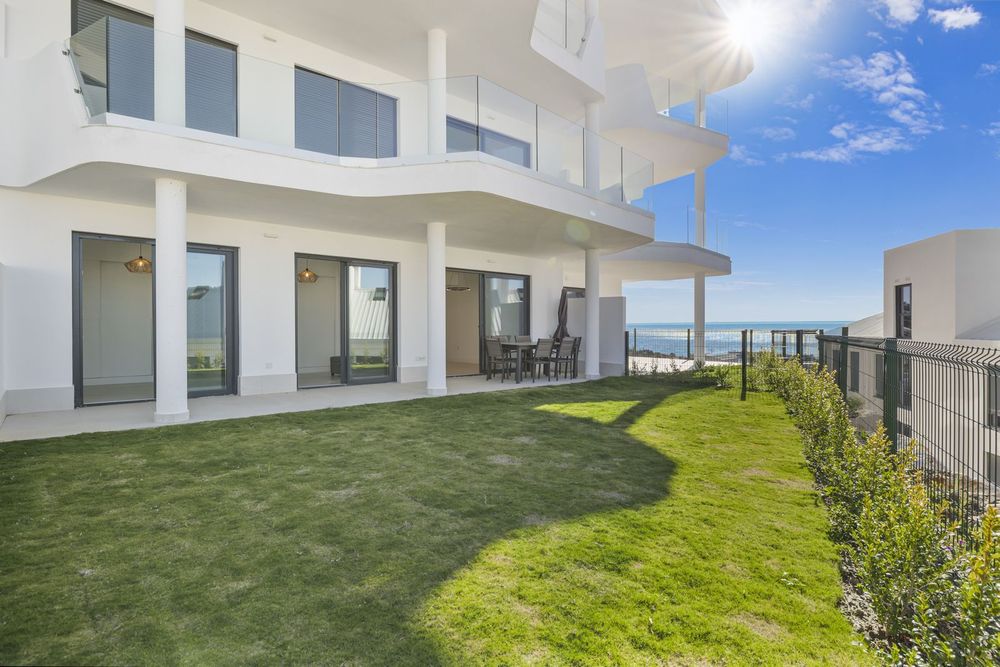 Apartment | Resale in Fuengirola in Fuengirola Others, Costa del Sol - Main property photo