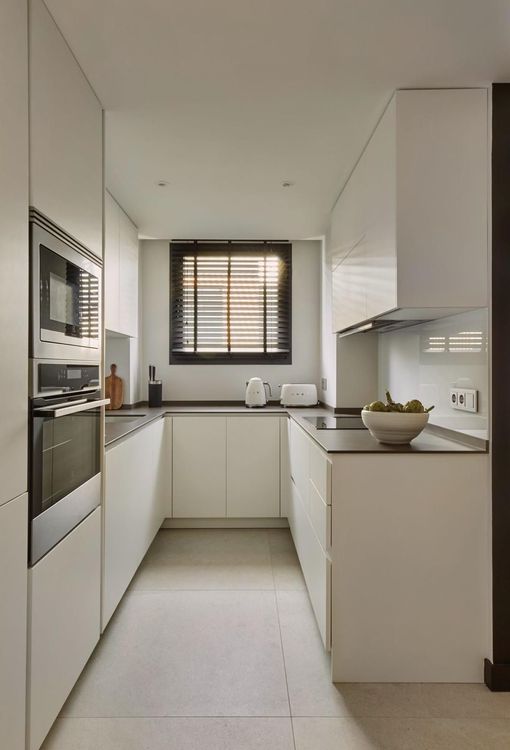 Apartment | Resale in Marbella in Marbella Others, Costa del Sol - Photo 4