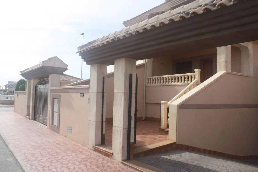 Viveros II in Torrevieja, Costa Blanca - Main property photo