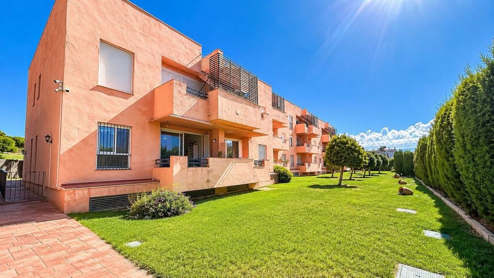 Apartment | Resale in Manilva in Manilva Others, Costa del Sol - Main property photo