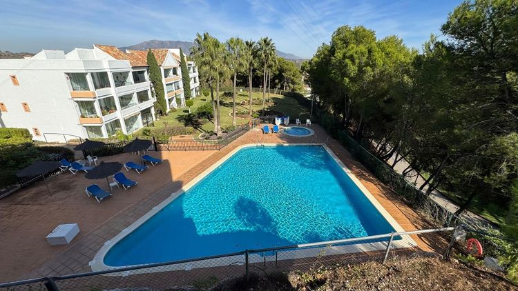 Apartment | Resale in Miraflores - Development photo 1