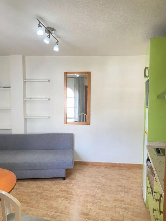 Apartment | Resale in Benalmadena in Benalmadena, Costa del Sol - Photo 4