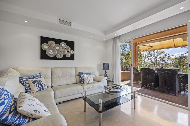 Apartment | Resale in The Golden Mile in The Golden Mile, Nagueles-Milla de Oro, Costa del Sol - Photo 4