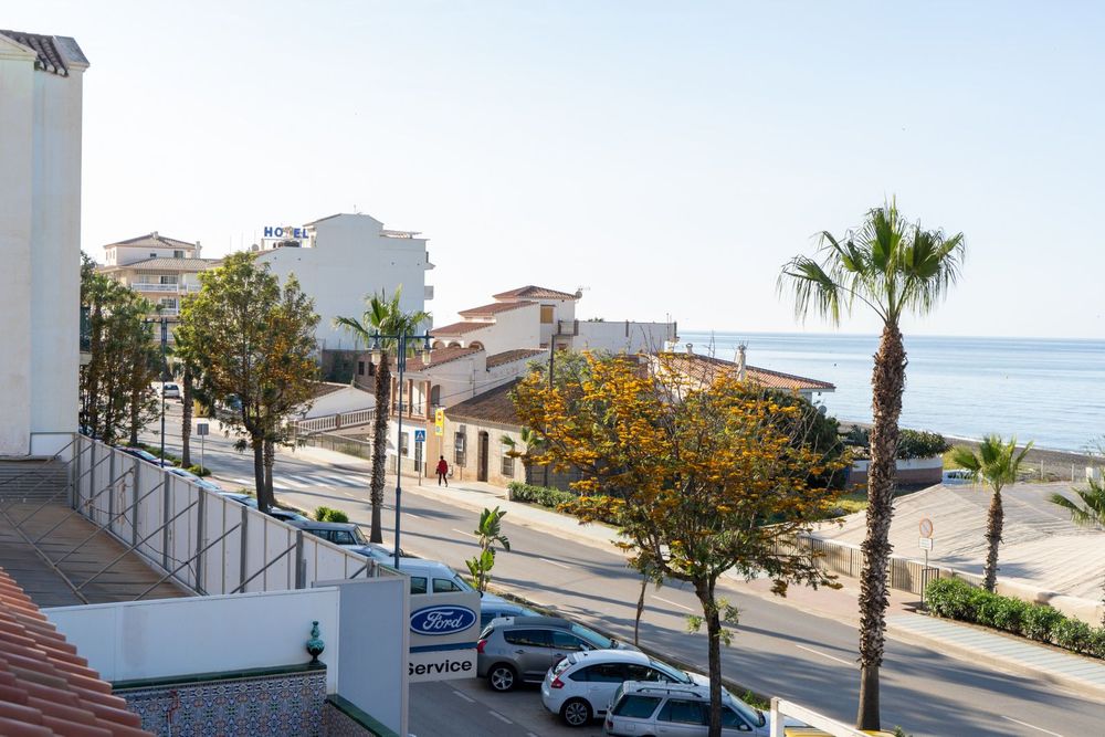 Apartment | Resale in Torrox in Torrox, Costa del Sol - Main property photo