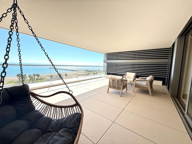 Apartment | Resale in Málaga in Málaga, Costa del Sol - Photo 5