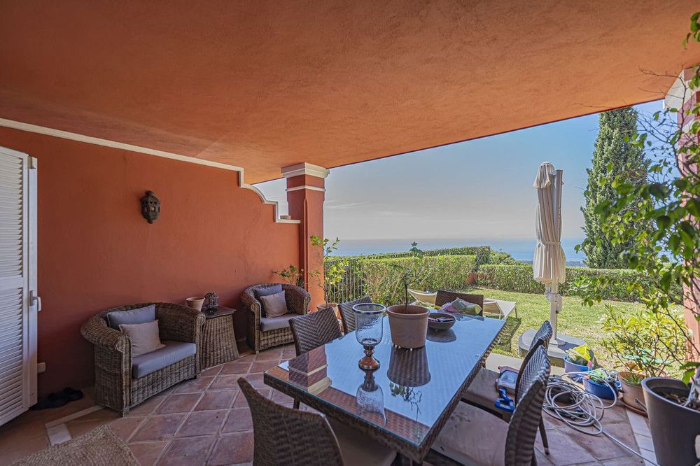 Apartment | Resale in La Mairena in La Mairena, Costa del Sol - Main property photo