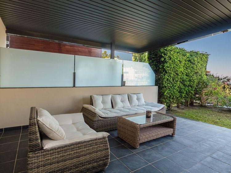 Apartment | Resale in Los Flamingos in Los Flamingos, Costa del Sol - Photo 4