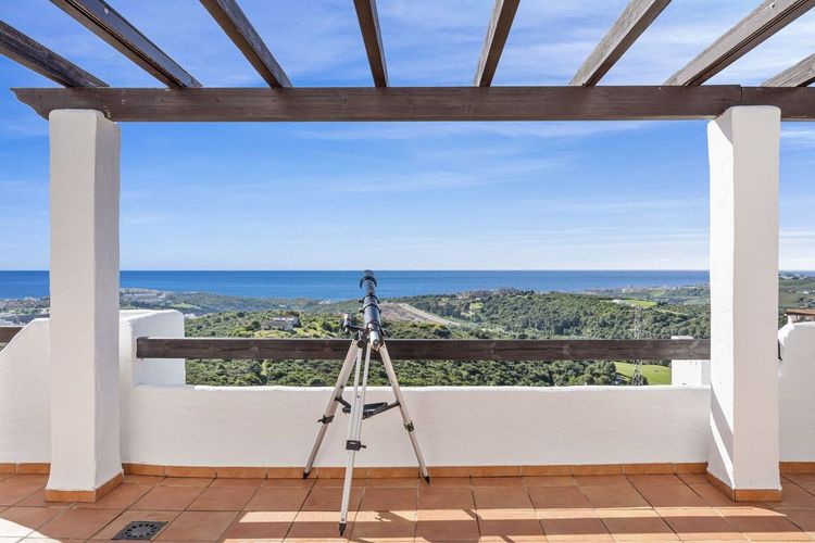 Penthouse | Resale in Doña Julia in Doña Julia, Costa del Sol - Photo 4