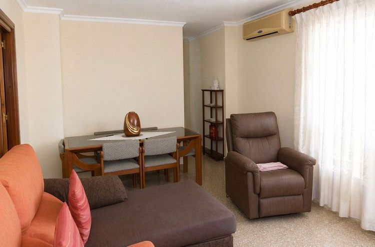 Apartment | Resale in Fuengirola in Fuengirola Others, Costa del Sol - Photo 4