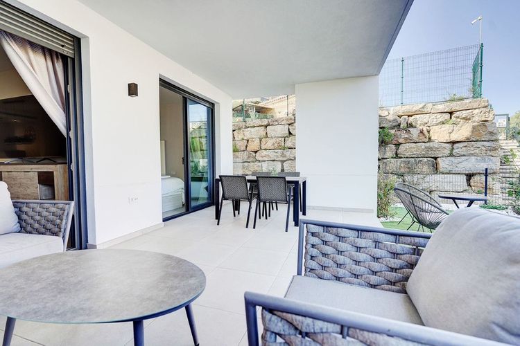 Apartment | Resale in La Cala de Mijas in La Cala de Mijas, Costa del Sol - Photo 5