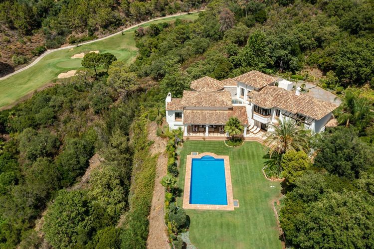 House | Resale in La Zagaleta - Development photo 1