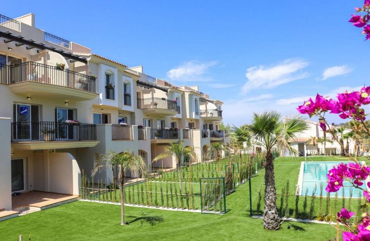 Penthouse | Resale in Denia in Denia, Costa Blanca - Photo 2