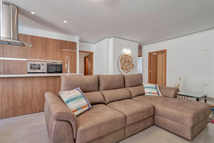 listing card gallery