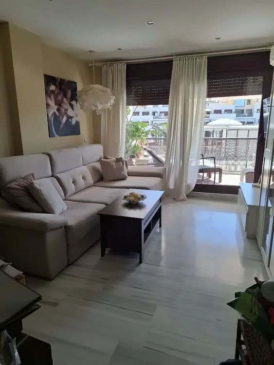 Apartment | Resale in Los Flamingos in Los Flamingos, Costa del Sol - Photo 3