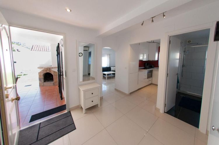 House | Resale in Los Boliches in Los Boliches, Costa del Sol - Photo 4