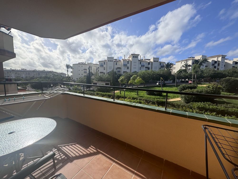 Apartment | Resale in San Luis de Sabinillas in San Luis de Sabinillas, Costa del Sol - Main property photo