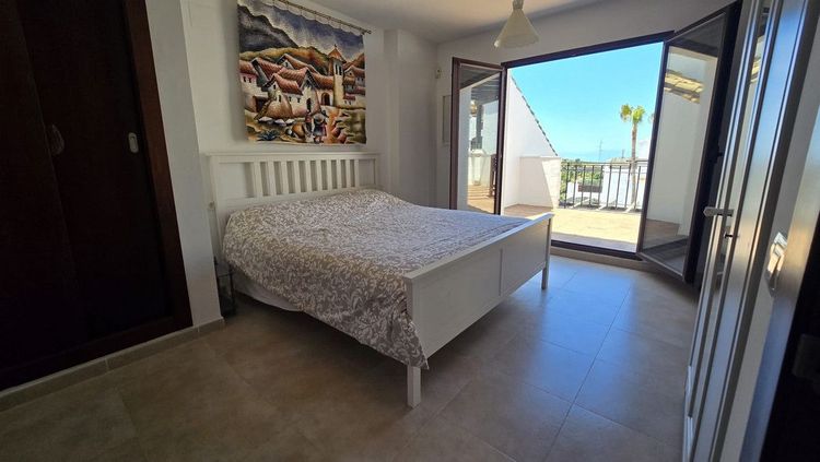 Penthouse | Resale in Marbella in Marbella Others, Costa del Sol - Photo 4