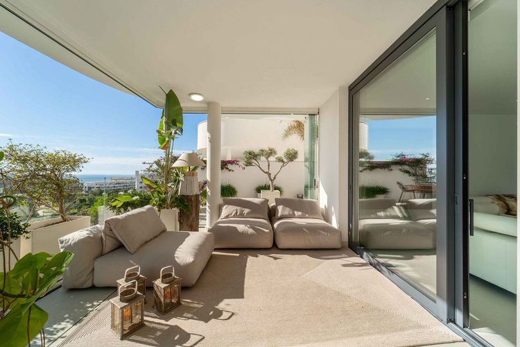 Apartment | Resale in Fuengirola in Fuengirola Others, Costa del Sol - Photo 3