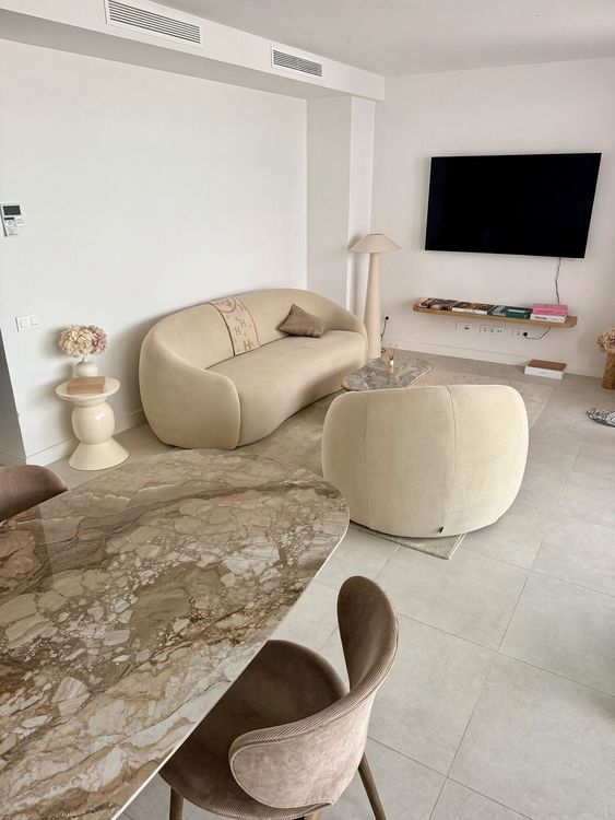 Apartment | Resale in Selwo in Selwo, Selwo - La Concha-Resina Golf, Costa del Sol - Photo 5