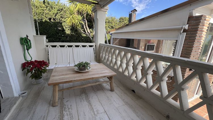 House | Resale in Coín in Coín, Costa del Sol - Photo 3
